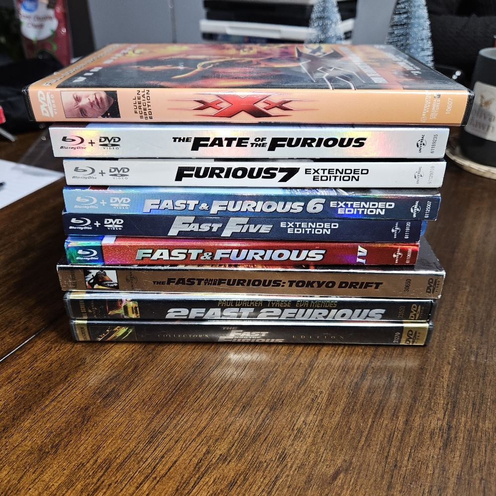 Fast and Furious 8 movie lot plus bonus movie